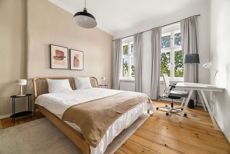 Attraktive 2-Zimmer Wohnung in Friedrichshain - voll möbliert — photo 1